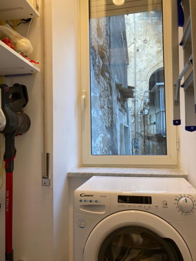 La Casa Blu Nel Cuore Storico Di Napoli Екстер'єр фото